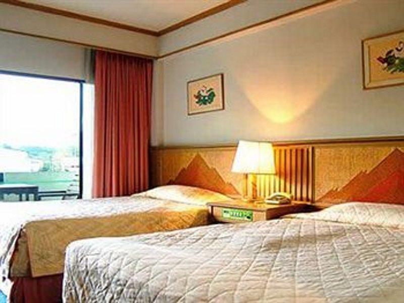 Rooks Holiday Hotel & Resort 매홍손 외부 사진